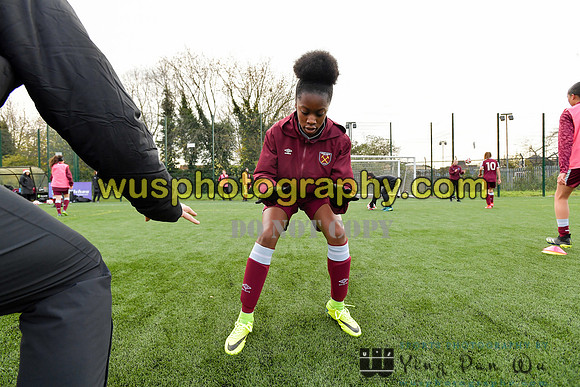 20211211-102944C West Ham United Academy Girls U16 v London Bees Academy U16