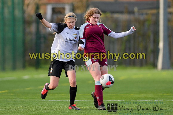 20211211-104916 West Ham United Academy Girls U16 v London Bees Academy U16