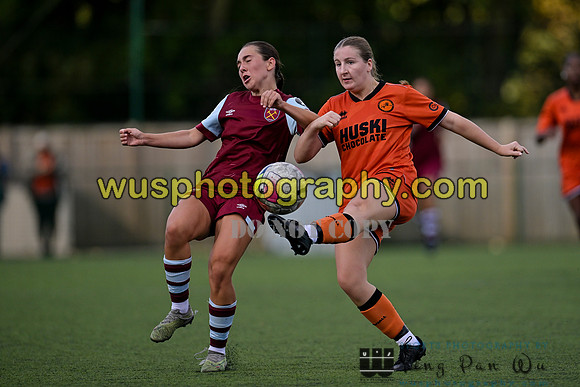20240928-114333 Millwall Lionesses U18 v West Ham United Development U18