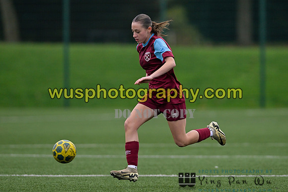 20241109-111149B West Ham United Performance Claret Girls U14 v Oxford United Girls U14