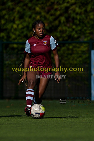 20240928-110424 Millwall Lionesses U18 v West Ham United Development U18