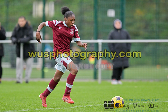 20221119-113514G Tottenham Hotspur Women FC Academy U15 v West Ham United Academy Girls U15