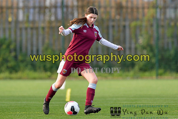 20211211-105401B West Ham United Academy Girls U16 v London Bees Academy U16