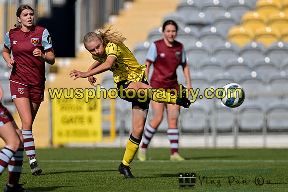20240420-162507 West Ham United Academy Girls U16 v Oxford United Women U16