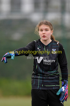 20220129-142541A London Bees Academy U14 v Crystal Palace FC Girls U14