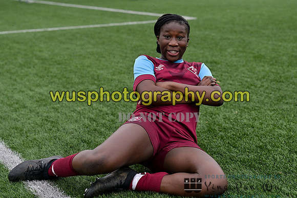 20241109-110221D West Ham United Performance Claret Girls U14 v Oxford United Girls U14