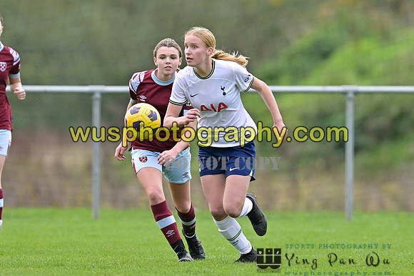 20221119-112420A Tottenham Hotspur Women FC Academy U15 v West Ham United Academy Girls U15
