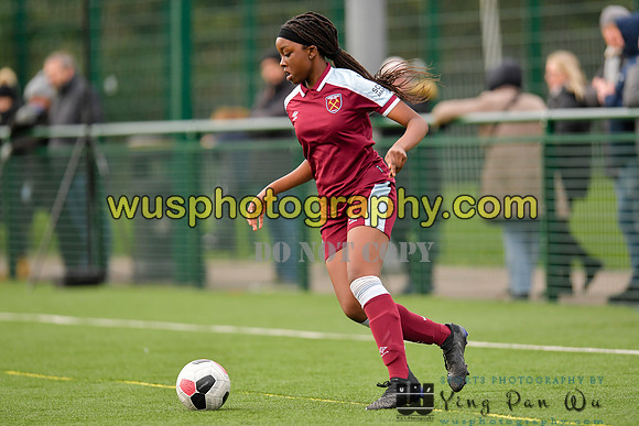 20211211-113905D West Ham United Academy Girls U16 v London Bees Academy U16