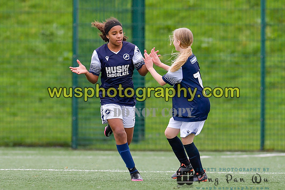 20201031-144923 London Bees Academy U14 v Millwall Lionesses Girls U14