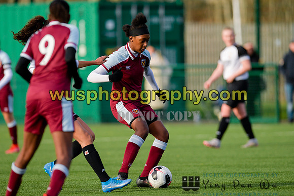 20211211-110954 West Ham United Academy Girls U16 v London Bees Academy U16