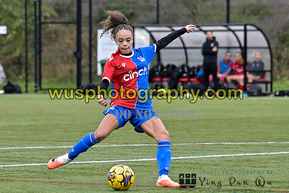 20231118-150611A Charlton Athletic Academy Girls U15 v Crystal Palace FC Girls U16