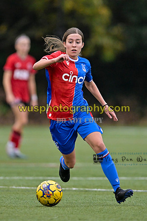 20231118-150947D Charlton Athletic Academy Girls U15 v Crystal Palace FC Girls U16