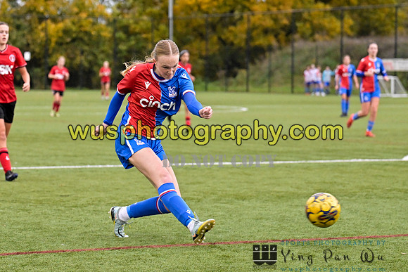 20231118-151729A Charlton Athletic Academy Girls U15 v Crystal Palace FC Girls U16