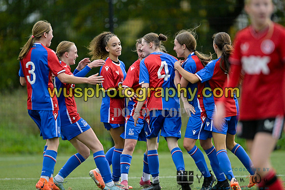 20231118-151810 Charlton Athletic Academy Girls U15 v Crystal Palace FC Girls U16