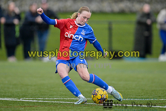 20231118-152858A Charlton Athletic Academy Girls U15 v Crystal Palace FC Girls U16