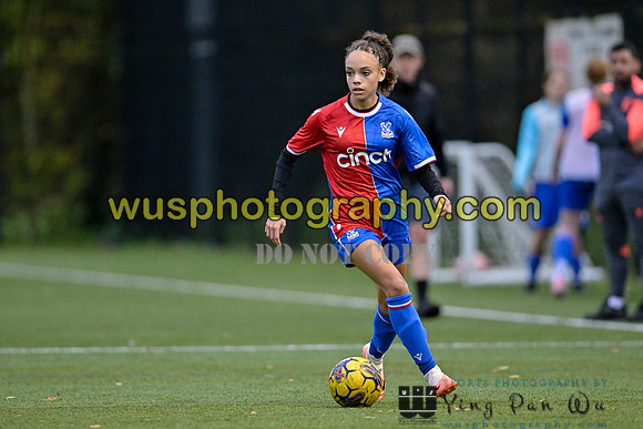 20231118-152920C Charlton Athletic Academy Girls U15 v Crystal Palace FC Girls U16