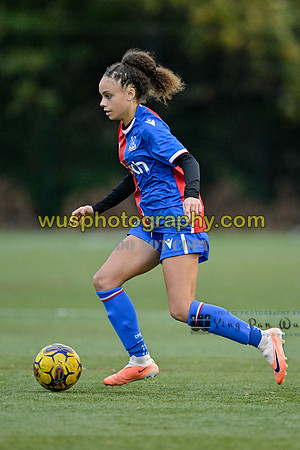 20231118-152924C Charlton Athletic Academy Girls U15 v Crystal Palace FC Girls U16