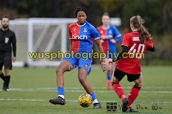 20231118-153617 Charlton Athletic Academy Girls U15 v Crystal Palace FC Girls U16