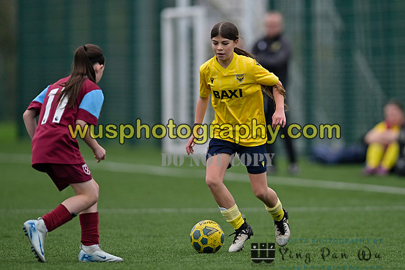 20241109-103519B West Ham United Performance Claret Girls U14 v Oxford United Girls U14