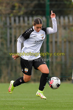 20211211-120700 West Ham United Academy Girls U16 v London Bees Academy U16