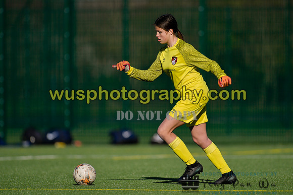 20220319-153715 London Bees Academy U14 v AFC Bournemouth Girls U14