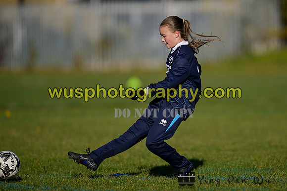 20231125-101704 Millwall Lionesses U12 v West Ham United Performance Girls U12