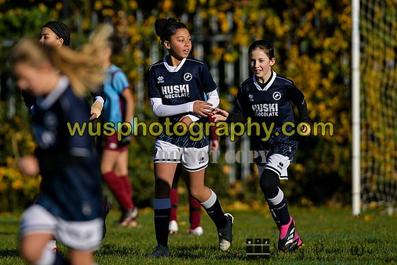 20231125-102710 Millwall Lionesses U12 v West Ham United Performance Girls U12