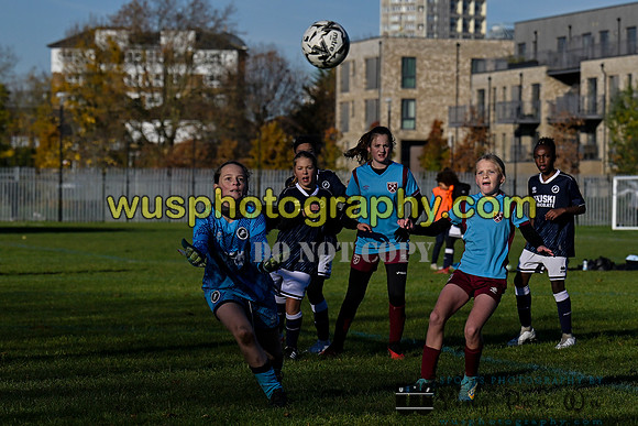 20231125-103302 Millwall Lionesses U12 v West Ham United Performance Girls U12
