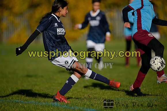 20231125-103500A Millwall Lionesses U12 v West Ham United Performance Girls U12