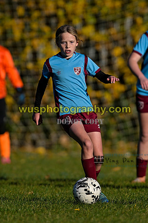 20231125-103818 Millwall Lionesses U12 v West Ham United Performance Girls U12