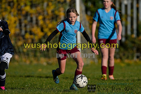20231125-103819A Millwall Lionesses U12 v West Ham United Performance Girls U12