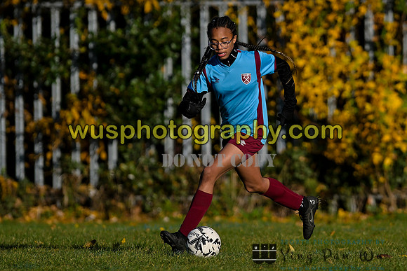 20231125-105219 Millwall Lionesses U12 v West Ham United Performance Girls U12
