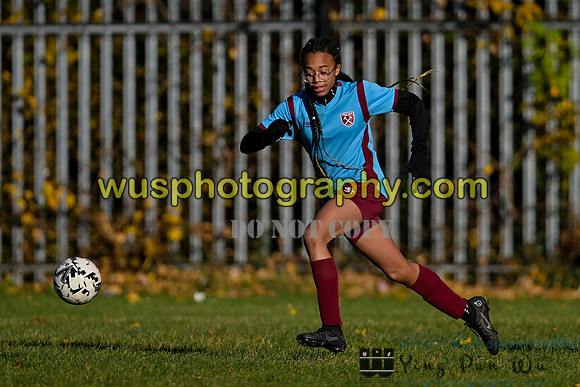 20231125-105220 Millwall Lionesses U12 v West Ham United Performance Girls U12