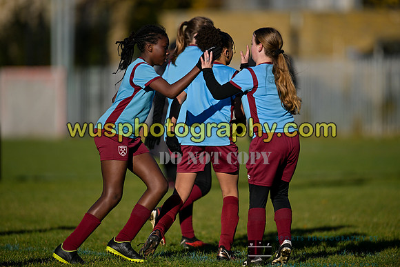 20231125-105507 Millwall Lionesses U12 v West Ham United Performance Girls U12