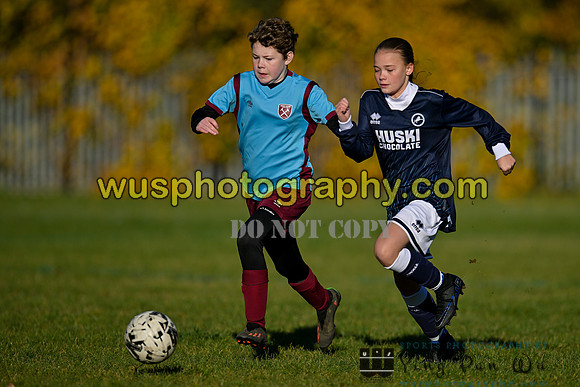 20231125-111618A Millwall Lionesses U12 v West Ham United Performance Girls U12