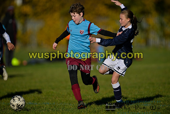 20231125-111619C Millwall Lionesses U12 v West Ham United Performance Girls U12