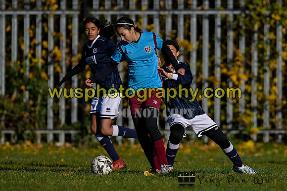20231125-111835 Millwall Lionesses U12 v West Ham United Performance Girls U12