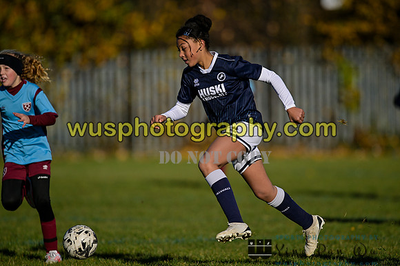 20231125-111905E Millwall Lionesses U12 v West Ham United Performance Girls U12