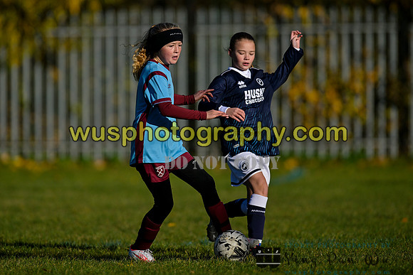 20231125-112017 Millwall Lionesses U12 v West Ham United Performance Girls U12