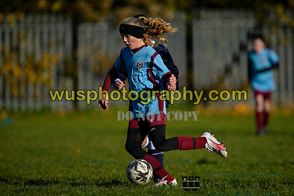 20231125-112018A Millwall Lionesses U12 v West Ham United Performance Girls U12