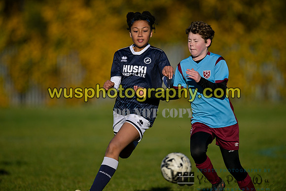 20231125-112101 Millwall Lionesses U12 v West Ham United Performance Girls U12