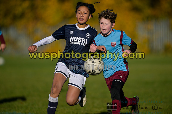 20231125-112101B Millwall Lionesses U12 v West Ham United Performance Girls U12
