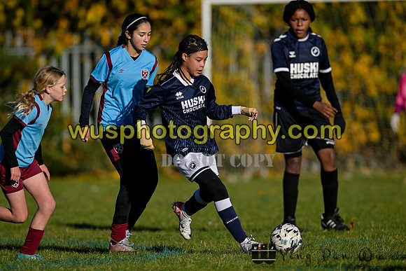 20231125-112114 Millwall Lionesses U12 v West Ham United Performance Girls U12