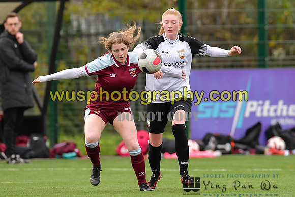20211211-114434 West Ham United Academy Girls U16 v London Bees Academy U16