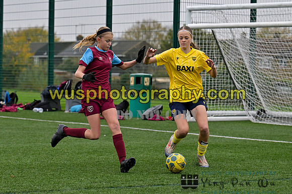 20241109-103532 West Ham United Performance Claret Girls U14 v Oxford United Girls U14