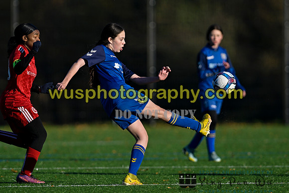20221210-120329 Welling United FC Girls U13 v Hashtag United FC Girls U13