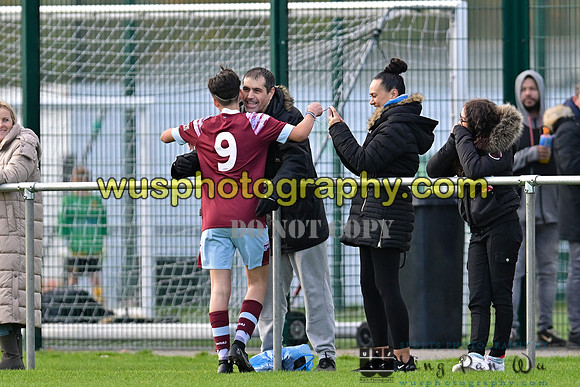 20221119-101806C Tottenham Hotspur Women FC Academy U15 v West Ham United Academy Girls U15