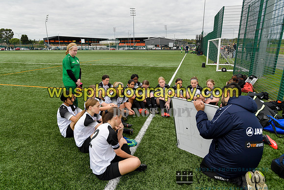 20211023-140408 London Bees Academy U14 v Lincoln United Girls U14