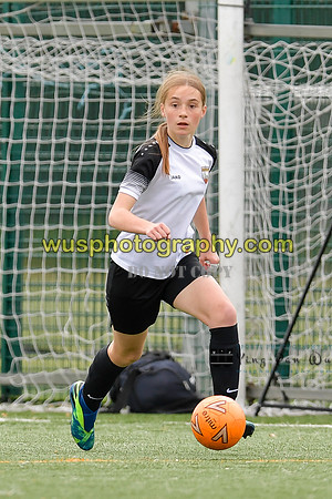 20211023-141743A London Bees Academy U14 v Lincoln United Girls U14
