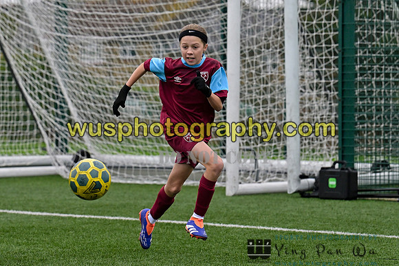 20241109-111558A West Ham United Performance Claret Girls U14 v Oxford United Girls U14